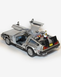Back to the Future II - Delorean replica by WELLY