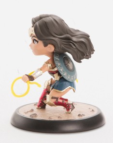 Wonder Woman Justice League Q-Fig View 3