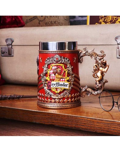 HARRY POTTER GRYFFINDOR COLLECTABLE TANKARD View 4