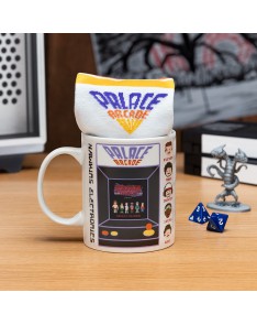 SET DE TAZA Y CALCETINES STRANGER THINGS Vista 2