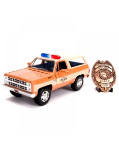 SET STRANGER THINGS FIGURE CHEVY K5 BLAZE AND PLATE