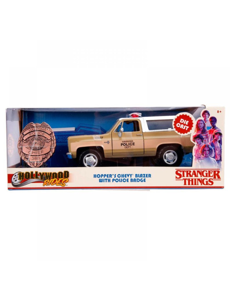 SET STRANGER THINGS FIGURA CHEVY K5 BLAZE Y PLACA