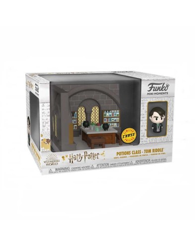 MINI MOMENTS: HP ANNIVERSARY- DRACO CHASE (TOM RIDDLE)