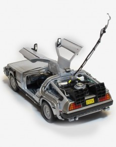 Coche Regreso al Futuro I - Réplica Delorean WELLY