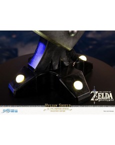 HYLIAN SHIELD COLLECTOR'S ED ESTATUA PVC 29 CM THE LEGEND OF ZELDA: BREATH OF TH