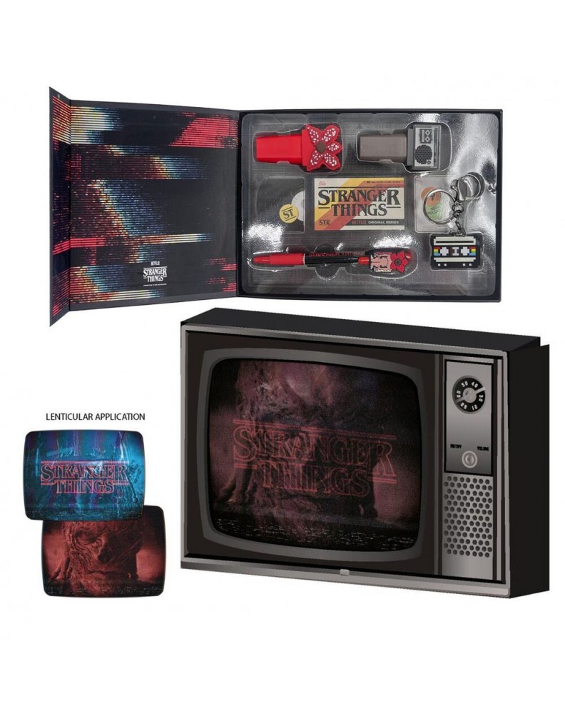 SET DE PAPELERÍA STRANGER THINGS EDICIÓN RETRO TV